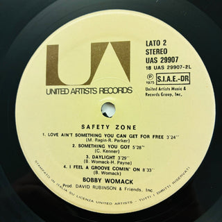 Bobby Womack ‎– Safety Zone LP mit OIS (NM) - schallplattenparadis