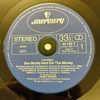 Donna Summer – She Works Hard For The Money LP (VG+) - schallplattenparadis