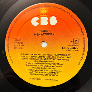 Men At Work – Cargo LP mit OIS (VG+) - schallplattenparadis