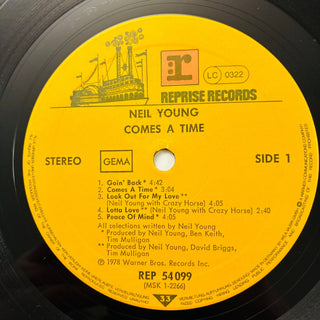 Neil Young – Comes A Time LP (NM) - schallplattenparadis