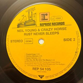 Neil Young & Crazy Horse ‎– Rust Never Sleeps LP (NM) - schallplattenparadis