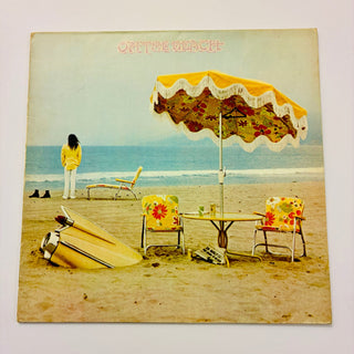 Neil Young – On The Beach LP (VG+) - schallplattenparadis