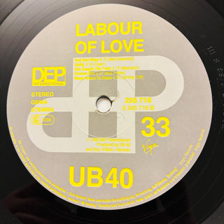 UB40 – Labour Of Love LP (NM) - schallplattenparadis