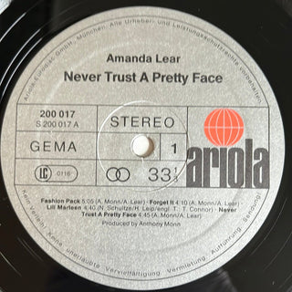 Amanda Lear ‎– Never Trust A Pretty Face LP mit OIS und Poster (VG+) - schallplattenparadis