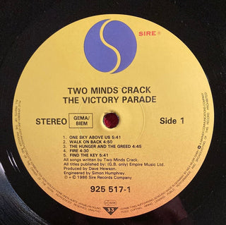 Two Minds Crack – The Victory Parade LP mit OIS (NM) - schallplattenparadis